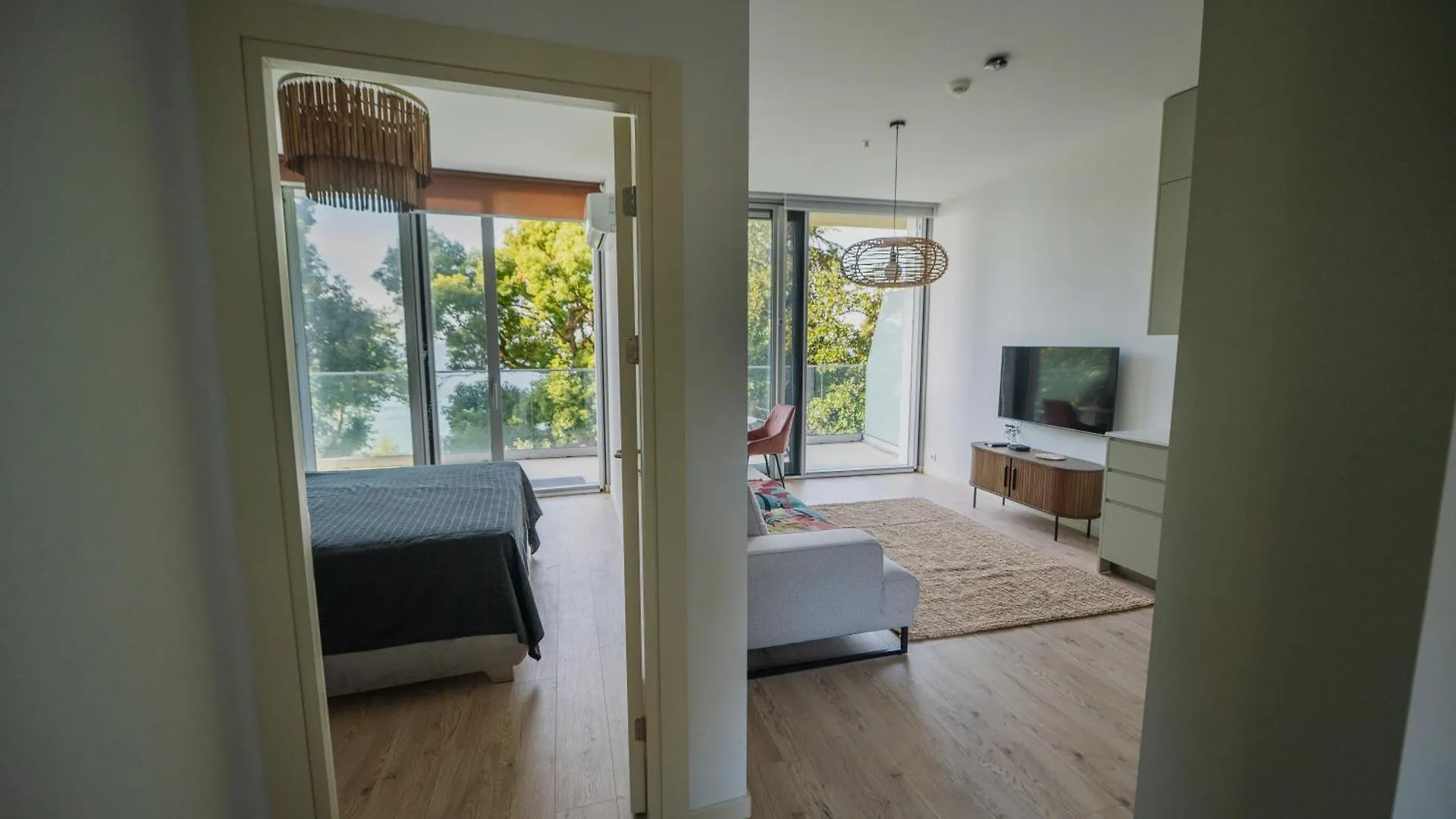 Green Cape Botanico Apartment Batumi 0*,  Georgia